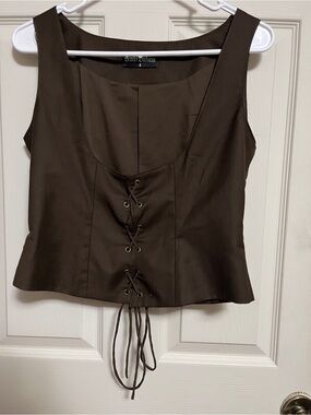 Scarlet Darkness Brown Lace-Up Scoop Neck Crop Top
